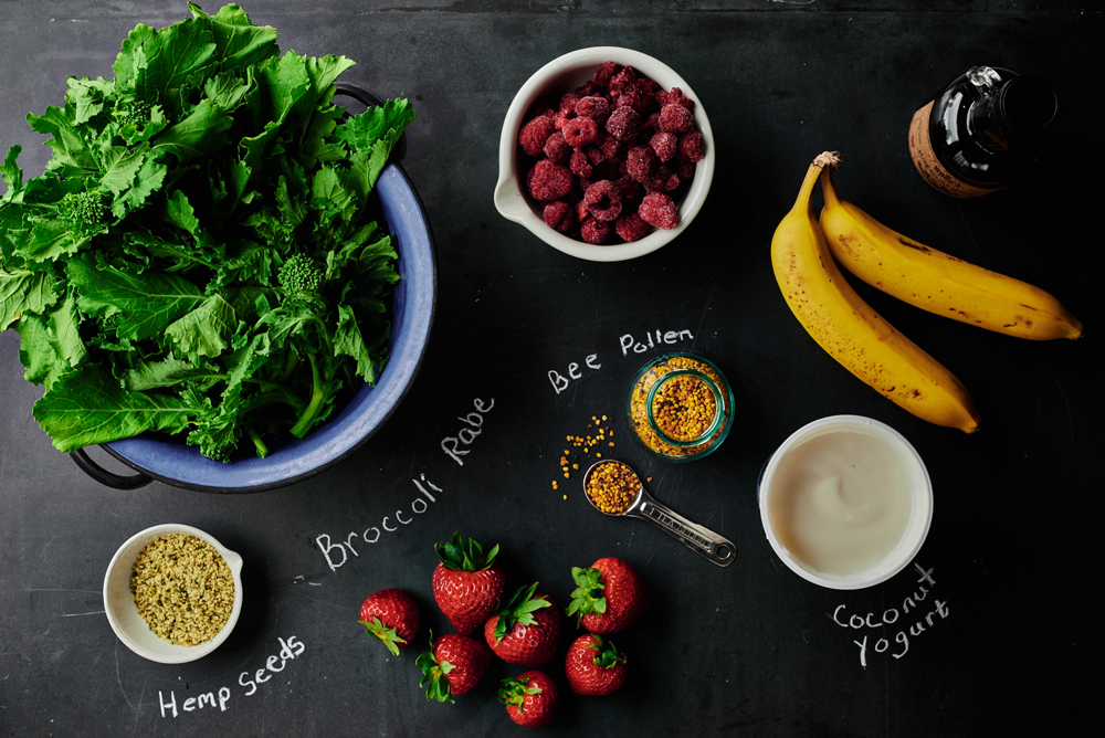 Broccoli Rabe and Berry Smoothie Ingredients